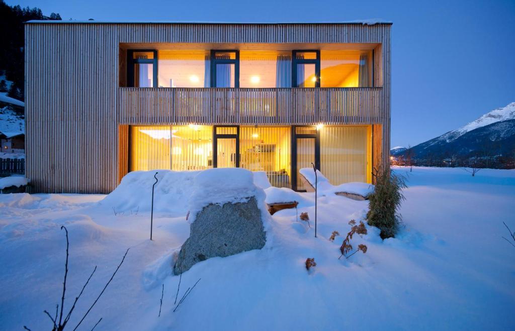 Ferienhaus Alpin ノイシュティフト・イム・シュトゥーバイタール エクステリア 写真